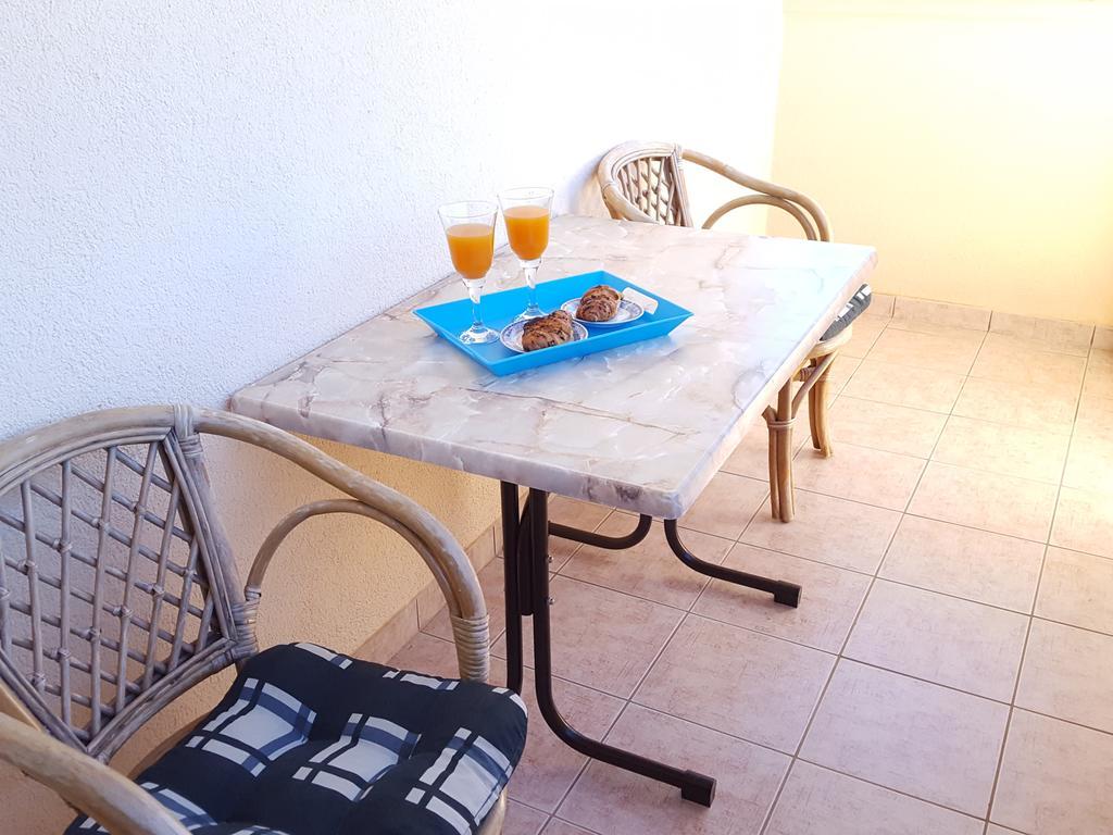 Apartments Mirakul Lopar Ngoại thất bức ảnh