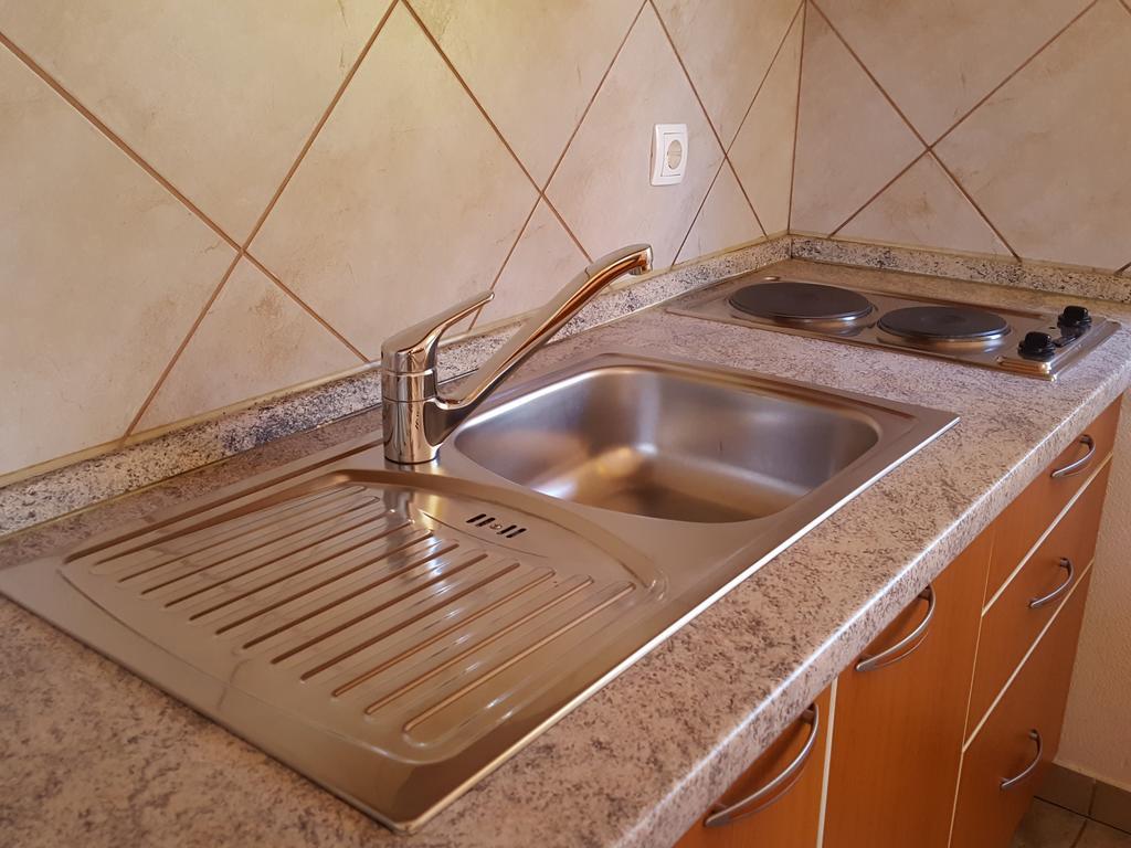 Apartments Mirakul Lopar Ngoại thất bức ảnh