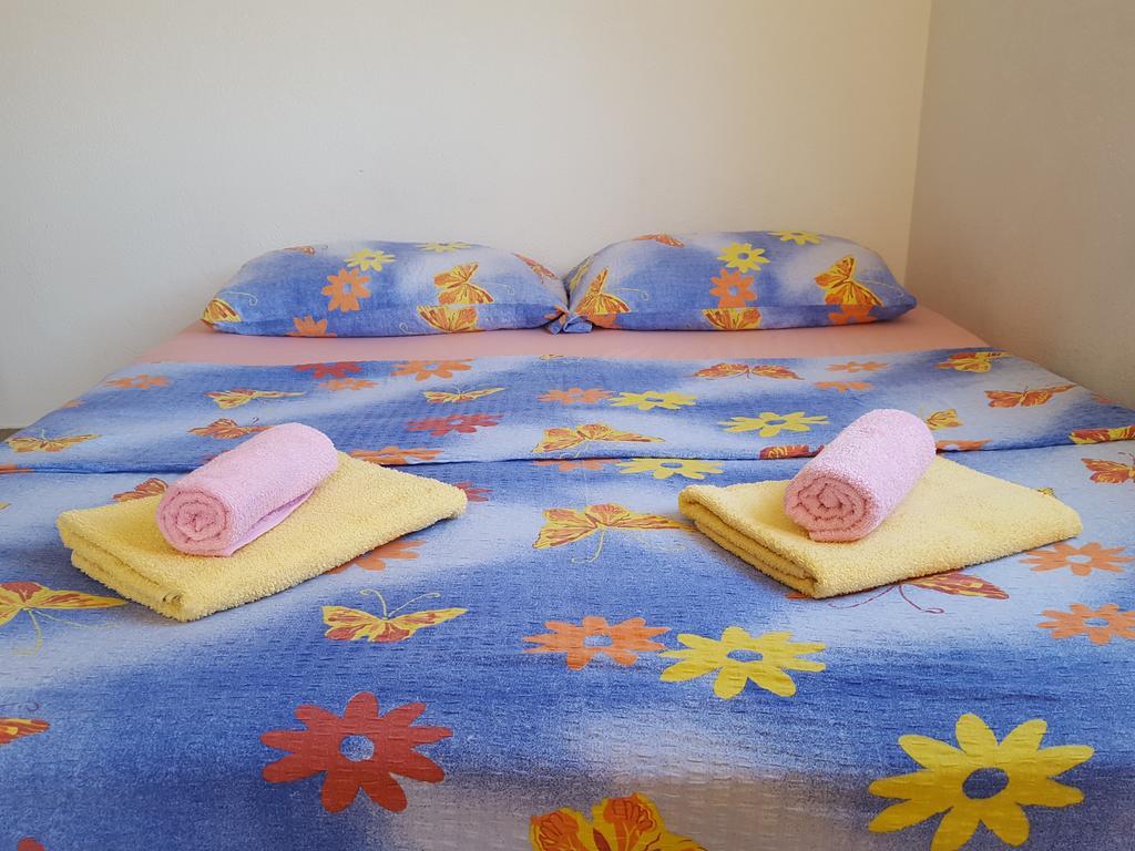 Apartments Mirakul Lopar Ngoại thất bức ảnh