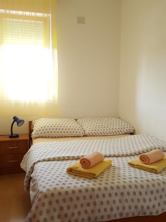 Apartments Mirakul Lopar Ngoại thất bức ảnh