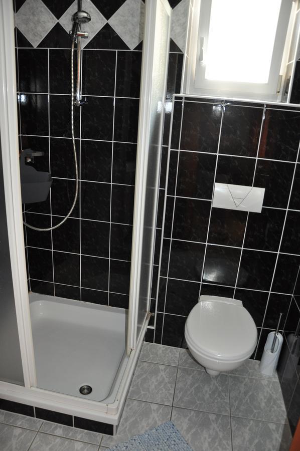 Apartments Mirakul Lopar Ngoại thất bức ảnh